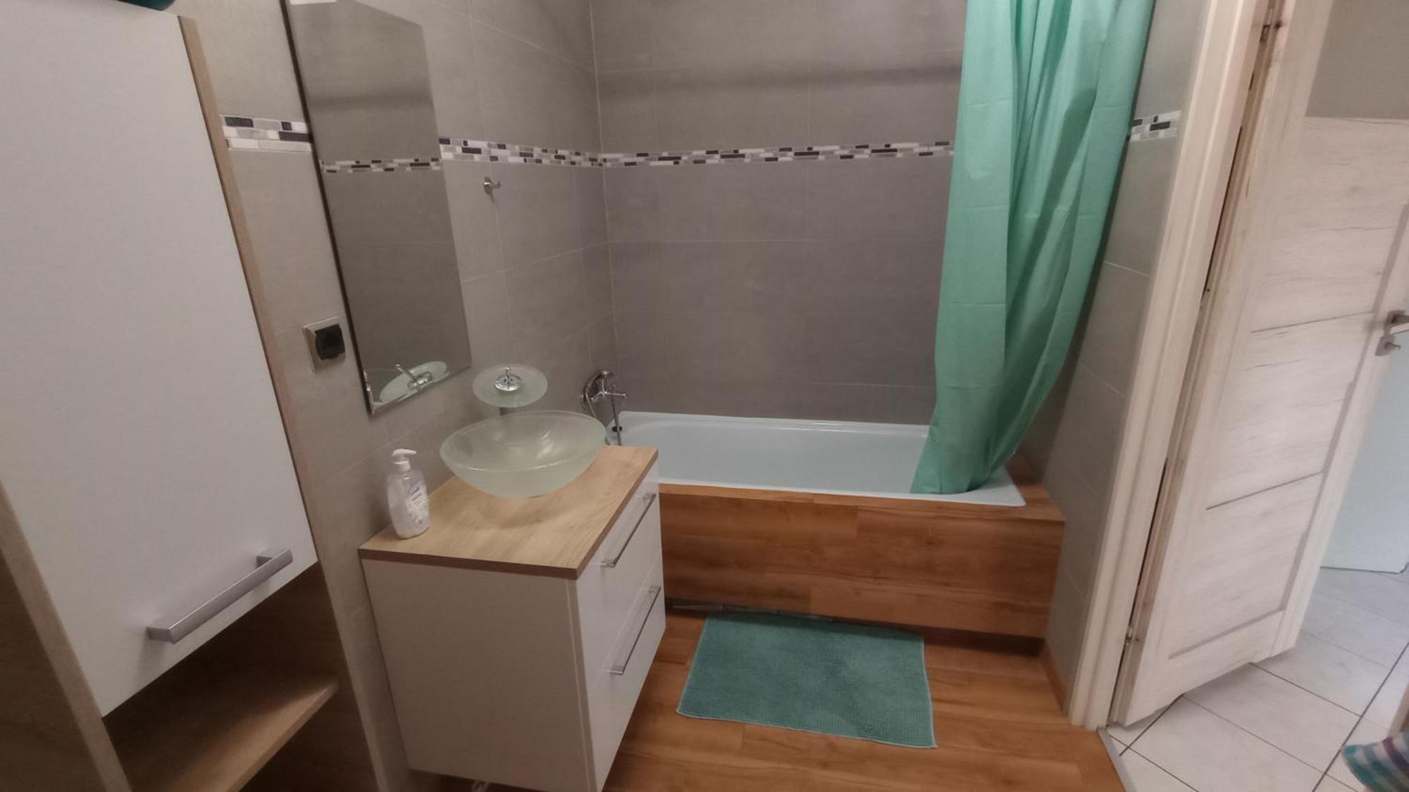 Odkryta Warszawa! - Prywatne Mieszkanie, Samodzielne Zameldowanie, Private Studio Balcony, Free Wifi, Smart Tv 55", Parking, Self Check In - Warsaw North Exteriör bild